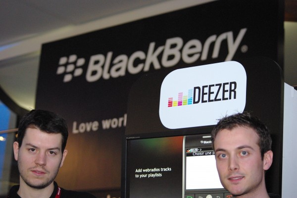 Mini-Stand Deezer MWC